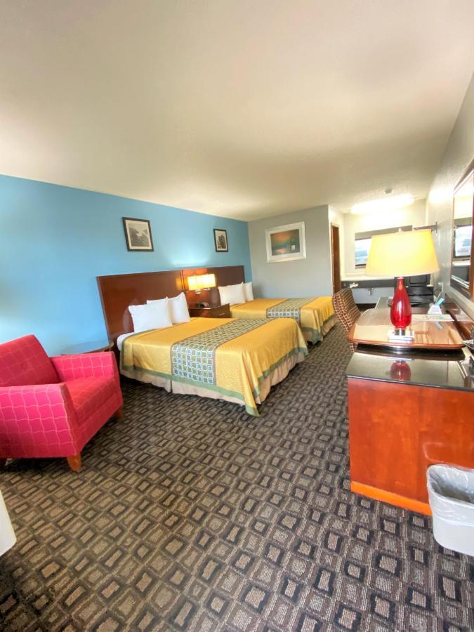 Lakes Inn Warsaw Εξωτερικό φωτογραφία