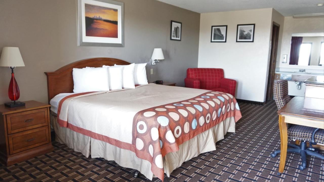 Lakes Inn Warsaw Εξωτερικό φωτογραφία
